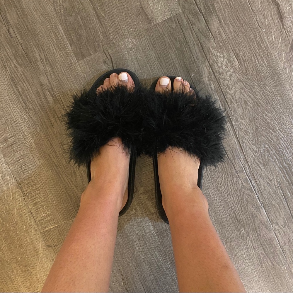 Fuzzy slides - Picture 2 of 3